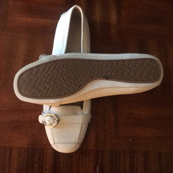 Shoes - Picture 2 of 2